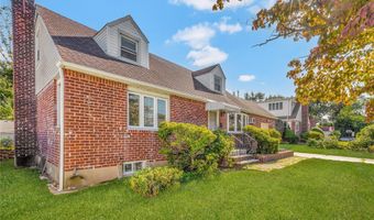 63 I U Willets Rd, Albertson, NY 11507