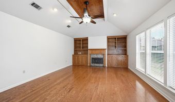 18341 Lake Indigo Dr, Baton Rouge, LA 70817