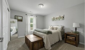 1704 Dallas St, Auburn, IN 46706