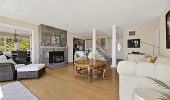 38 Pierce Ave, Jamestown, RI 02835