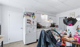 513 Washington St, Coventry, RI 02816