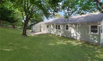 81 Redwood Dr, Cranston, RI 02920