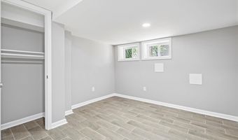 1027 N KENWOOD Ave, Baltimore, MD 21205