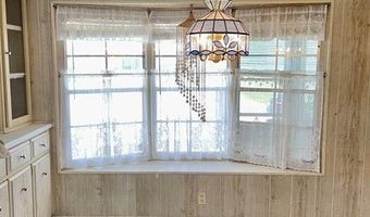 911 Oriole Cir, Barefoot Bay, FL 32976