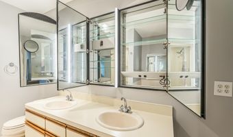 531 Liberty Pointe Dr, Ann Arbor, MI 48103