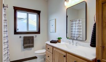 14075 42nd Ave, Chippewa Falls, WI 54729