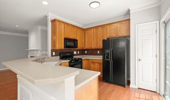 121 Finsbury Ln, Woodstock, GA 30188