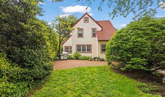 42 Robbins Ave, Amityville, NY 11701