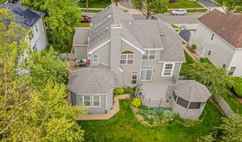 2324 Tracy Ln, Algonquin, IL 60102