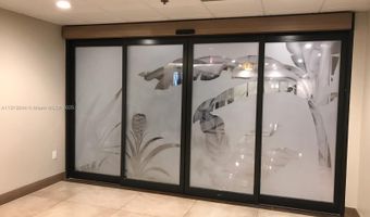 3701 N Country Club Dr 706, Aventura, FL 33180