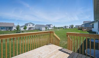 1819 Tuscany Dr SE, Altoona, IA 50009