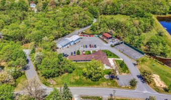 93 Skyline Dr, Albrightsville, PA 18210
