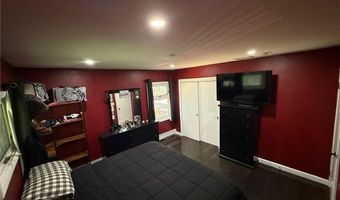 19 S Long St, Johnston, RI 02919