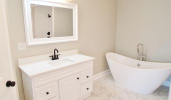 7 CHRISTOPHER Way, Anniston, AL 36207