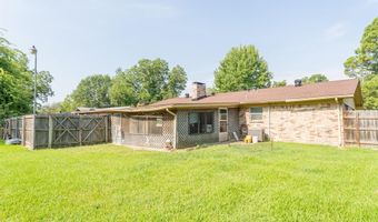 1104 Bowie St, Sulphur Springs, TX 75482