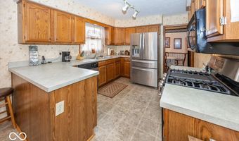 6943 Arjay Dr, Indianapolis, IN 46217