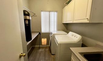 1631 N Garrett Dr, Chandler, AZ 85225