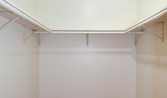 5207 NEWTON St 203, Bladensburg, MD 20710