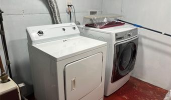 84 N Vivyen St, Bergenfield, NJ 07621