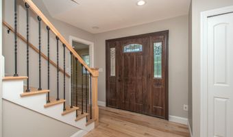 5120 Hensley Dr, Ann Arbor, MI 48103