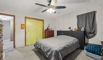 5869 Beechwood Ave, Alliance, OH 44601