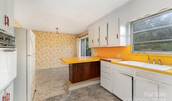 1213 Carolyn Dr, Albemarle, NC 28001