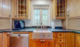 4 Highland Ave, Bethel, CT 06801