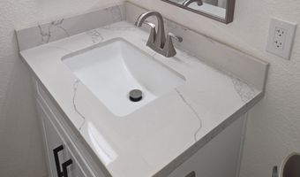 95 N COOPER Rd 66, Chandler, AZ 85225