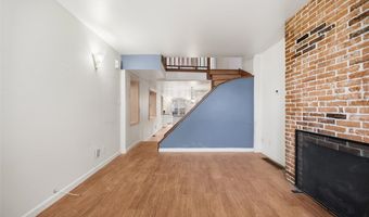 59 S 14th St, Airville, PA 15203