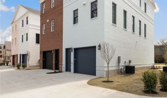 349 SE 4th St, Bentonville, AR 72712