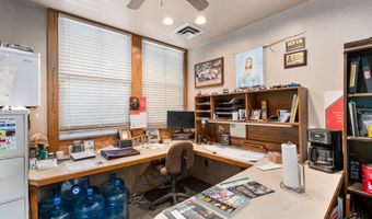 307 311 N Main, Andale, KS 67001