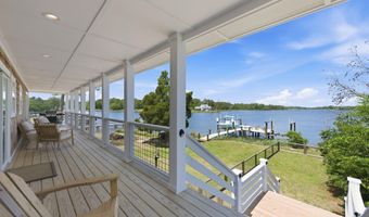 3736 Janiero Rd, Arapahoe, NC 28510