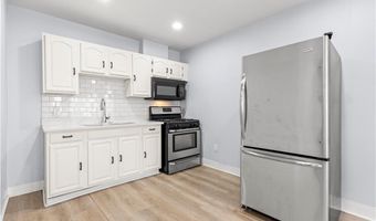 152 Washington St, Central Falls, RI 02863