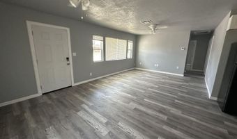 910 S 4th St, Artesia, NM 88210
