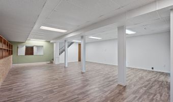 519 SE 13th, Dyersville, IA 52040