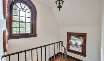 165 Lamarck Dr, Amherst, NY 14226