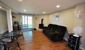 17 Village W Dr 11, Bristol, NH 03222