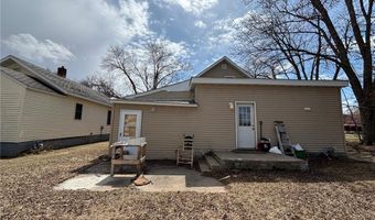 31 E Snelling Ave, Appleton, MN 56208