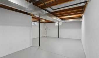 4441 Lake Rd W, Ashtabula, OH 44004