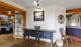 63220 Johnson Rd, Bend, OR 97703