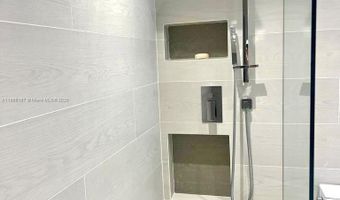 10185 Collins Ave 902, Bal Harbour, FL 33154