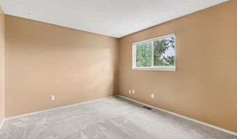 2220 S Jasper Way B, Aurora, CO 80013