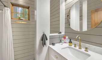 386 SPRUCE St, Alpine, WY 83128