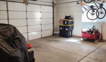 135 Cambridge Dr, Dayton, NV 89403