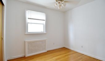 19 W 32ND St 1, Bayonne, NJ 07002