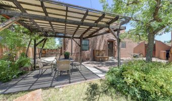 525 SOLANO Dr SE, Albuquerque, NM 87108