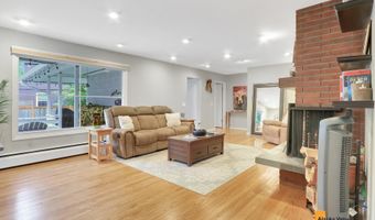 2438 Lord Baranof Dr, Anchorage, AK 99517