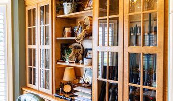 603 Newton Dr, Adel, GA 31620