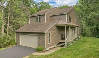 125 Deer Ridge Dr, Barrington, NH 03825