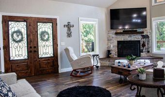 33765 S Coves Dr, Afton, OK 74331